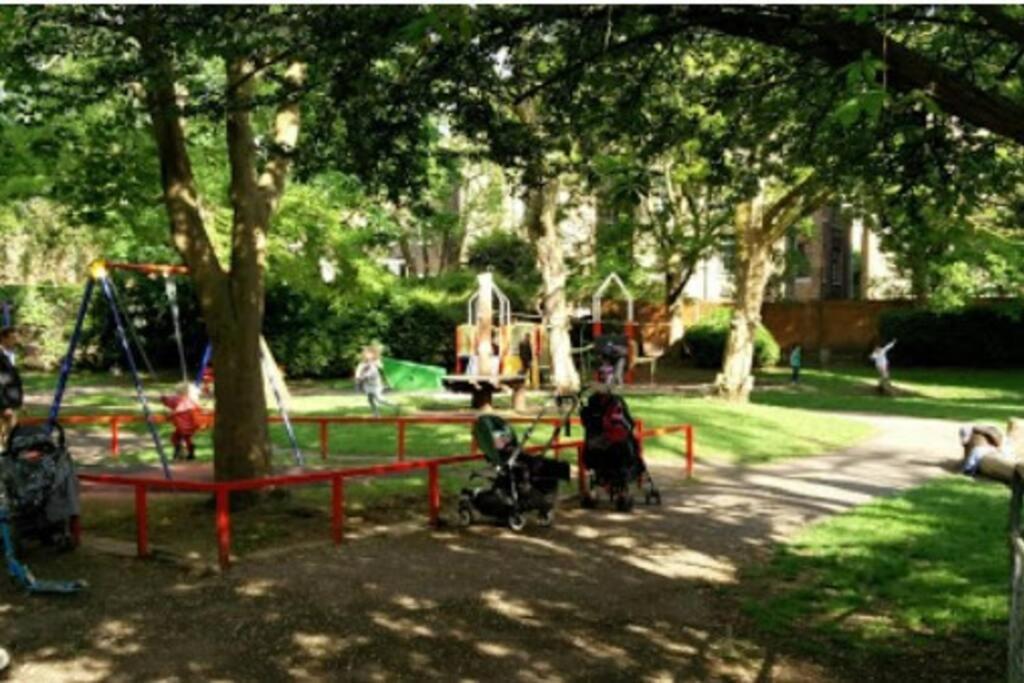 Functional Budget Stay With Wi-Fi And Laundry Facilities Near Tube Station Londres Exterior foto