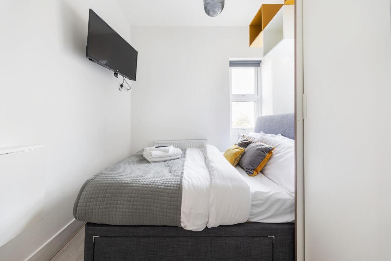 Functional Budget Stay With Wi-Fi And Laundry Facilities Near Tube Station Londres Exterior foto